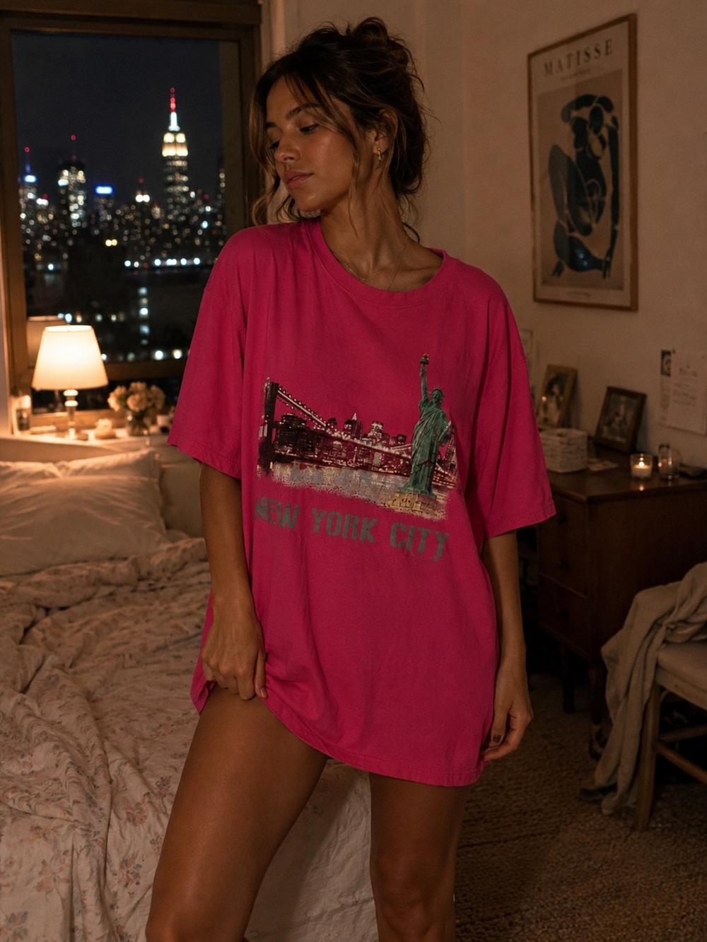 VTG New York City Statue of Liberty Pink Graphic T-Shirt Raw hem